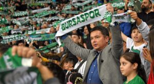Başkan Erkan Aydın, 120 Çocuğu İlk Kez Bursaspor Maçına Götürdü
