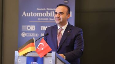 Sanayi ve Teknoloji Bakanı Kacır’dan Alman Şirketlerine Türkiye’ye Yatırım Çağrısı
