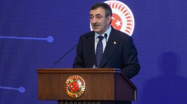 Cevdet Yılmaz: Küresel Fırsatlardan Maksimum Yararlanacağız