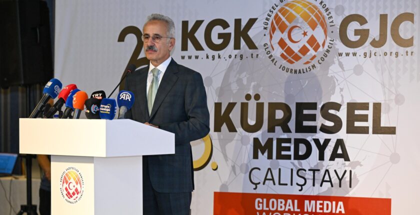Bakan Uraloğlu: “5G İle İletişim Hızımız 10 Kat Artacak”