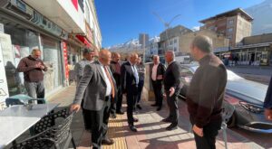 MHP’den “Hayırlı Günler Komşum” Ziyareti: Gevaş Esnafı Dinlendi