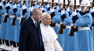 Cumhurbaşkanı Erdoğan, Papa 14. Leo’yu Resmî Törenle Karşıladı