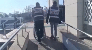 İçişleri Bakanı Yerlikaya: N.K. İsimli Kadına Şiddet Uygulayan Engelli Şahıs B.S. Yakalandı