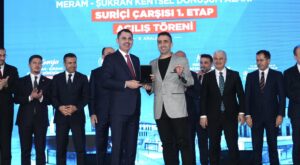 Bakan Murat Kurum: “Deprem Bölgesinde 450 Bin Konutu Tüm Sosyal Donatılarıyla Yeniden Kurduk”