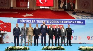 Şahinbey Belediyesi Ev Sahipliğinde Türkiye Güreş Şampiyonası Başladı