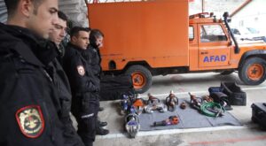 Artvin Emniyetinden Afetlere Hazırlık Eğitimi