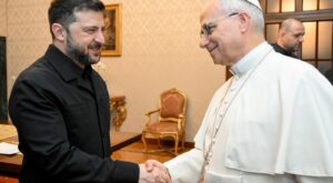 Zelenskiy, Papa 14’üncü Leo ile Castel Gandolfo’da Görüştü