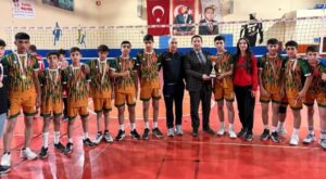 Kars’ta Okul Sporları Voleybol İl Birinciliği Müsabakaları sona erdi
