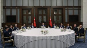 Cumhurbaşkanı Erdoğan Devletin Zirvesiyle Yemekte Buluştu