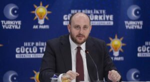 Büyükgümüş’ten Özgür Özel’e Yalova Yanıtı: Siyaset Öfkeyle Değil Hizmetle Yapılır