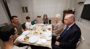 Cumhurbaşkanı Erdoğan Kayacık Ailesinin İftar Sofrasındaydı