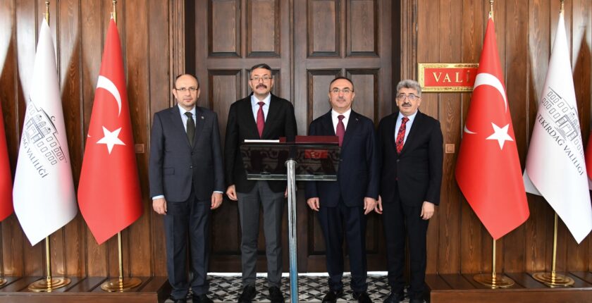 İçişleri Bakan Yardımcısı Ali Çelik Tekirdağ’da Valilikte incelemelerde bulundu