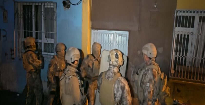 Adana’da Organize Suç Propagandasına Operasyon: 94 Gözaltı