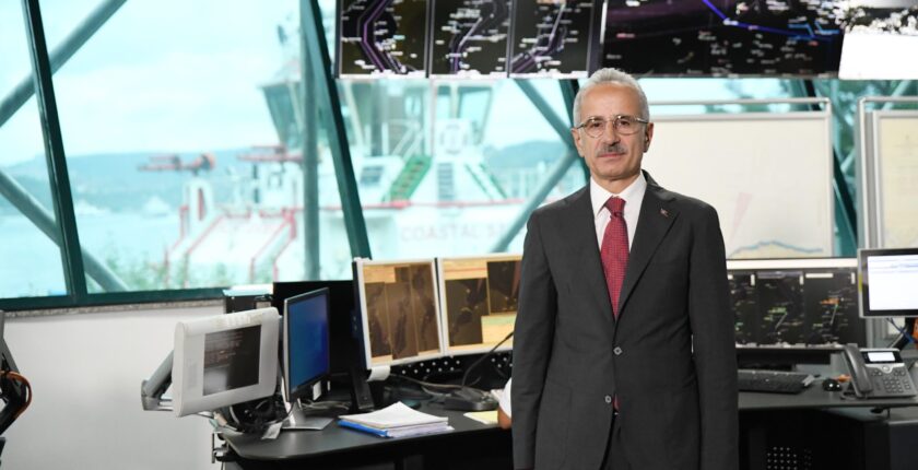 Bakan Uraloğlu’ndan Hava Sahası Kısıtlamaları Hakkında Açıklama: Birçok Ülke Uçuşlara Kapalı