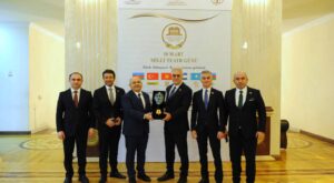 Tamer Karadağlı’ya Azerbaycan’dan ‘Sanatkar Madalyonu’ Ödülü