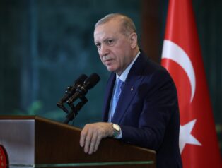 Cumhurbaşkanı Erdoğan’dan Dursun Özbek ve Okan Buruk ile Telefonda Görüştü