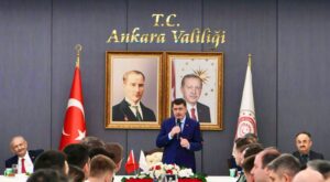 Ankara Valisi Vasip Şahin, Valilik Personeliyle İftar Programında Buluştu