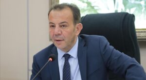 Bolu Belediye Başkanı Tanju Özcan’ın Yargılandığı ‘Şantaj’ Davasında İlk Duruşma Görüldü