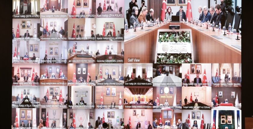 Bakan Göktaş ve Bakan Çiftçi 81 İl Valisiyle Bir Araya Geldi: Sosyal Risk Haritaları Masada