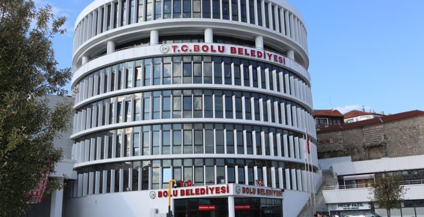 Bolu’da Rüşvet Operasyonu: Oda Başkanı ve Çalışanı Tutuklandı