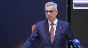 Sağlık Bakanı Memişoğlu: “Tıp Zihnin Olduğu Kadar Kalbin de Sanatıdır”