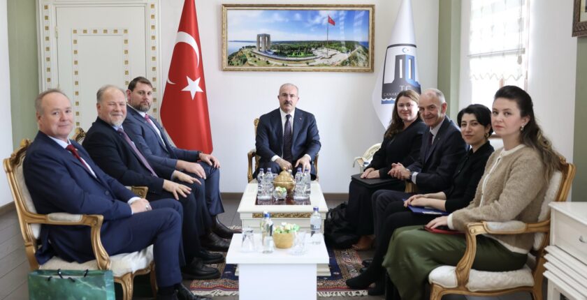 Çanakkale Kara Savaşları’nın 111. Yıl Dönümü: Avustralya ve Yeni Zelanda Heyetinden Valiliğe Ziyaret