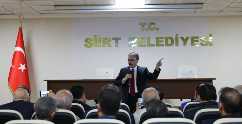 Siirt’te Asfalt Seferberliği Başlıyor: 25 Kilometrelik Yol Yenilenecek, Su Tarifesinde Türkiye’nin En Ucuzu Uygulanıyor