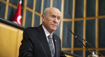 MHP Lideri Devlet Bahçeli’den CHP’ye Tepki: CHP’nin İç Geriliminin Meydanlara Taşınmasından Vazgeçilmelidir
