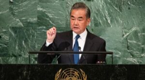 Çin Dışişleri Bakanı Wang Yi: ABD ile Yapıcı İlişkiler Geliştirmeye Hazırız