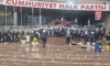 Polis Ekipleri CHP Genel Merkezi’ne Girdi: Bahçe Kapısı Yıkıldı, Biber Gazlı Müdahale Gerçekleşti