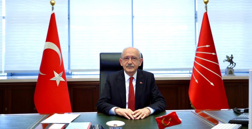 Kemal Kılıçdaroğlu 2,5 Yıl Sonra CHP Genel Merkezi’nde