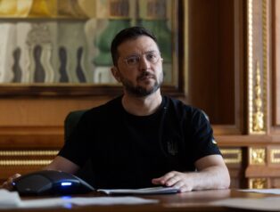 Ukrayna Devlet Başkanı Volodimir Zelenskiy’den 3 Dilde Kurban Bayramı Mesajı: Kırımlı Siyasi Tutsakları Da Unutmadık