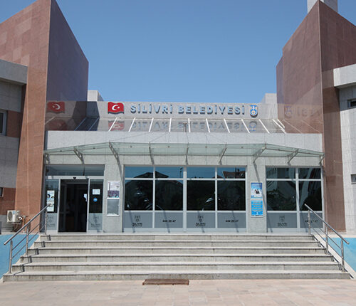 Silivri Belediyesi’ne Yolsuzluk Operasyonu: Belediye Başkanı Bora Balcıoğlu Dahil 17 Gözaltı