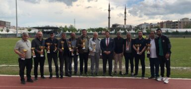Kars’ta Amatör Futbol Sezonu Tamamlandı: Kupalar Sahiplerini Buldu