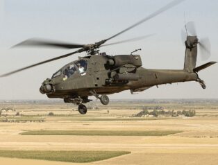 Hürmüz Boğazı Yakınlarında ABD’ye Ait Apache Helikopteri Düştü