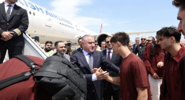 Gençlik Ve Spor Bakanı Osman Aşkın Bak A Milli Futbol Takımı’nı ABD’ye Yolcu Etti: İnşallah Yolun Sonu Final Olur