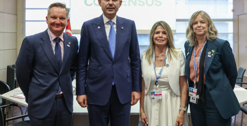 Çevre, Şehircilik ve İklim Değişikliği Bakanı Murat Kurum’dan Bonn’da Kritik İklim Diplomasisi Trafiği