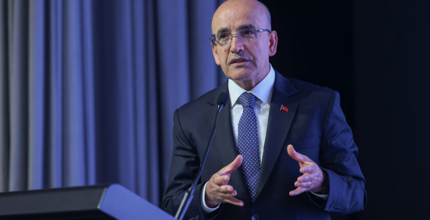 Bakan Şimşek’ten Küresel Girişimcilere Yatırım Çağrısı: Üreticide Kurumlar Vergisi Yüzde 12,5’e İndirildi