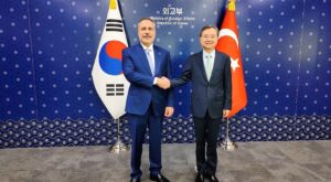Dışişleri Bakanı Hakan Fidan Güney Koreli Mevkidaşı Cho Hyun İle Görüştü