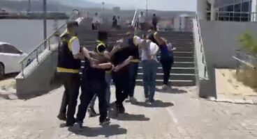 Aranan 4 şahıs yakalandı, 3’ü tutuklandı
