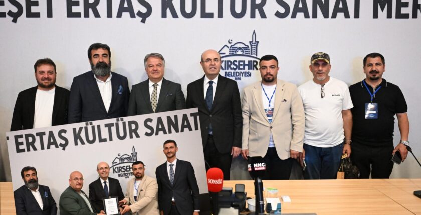 81 ilden gelen 130 gazeteci Kırşehir Belediye Başkanı Ekicioğlu ile Buluştu