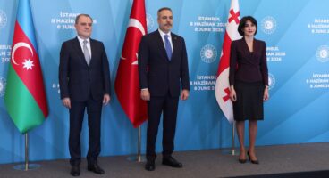 Türkiye-Azerbaycan-Gürcistan Üçlü Dışişleri Bakanları 10’uncu Toplantısı İstanbul’da Başladı