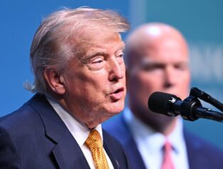 ABD Başkanı Trump’tan Kanada’ya Ağır Vergi Kararı: Oran Yüzde 50’ye Çıkıyor