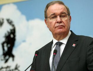 CHP TBMM Grubunda Seçim Heyecanı: Faik Öztrak Grup Başkanı Seçildi