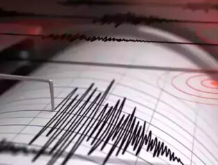 Endonezya’da 5,7 Büyüklüğünde Sarsıntı Kaydedildi