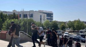 Ormanda Zorla Kadın Kıyafeti Giydirip Şantaj Yaptılar: 6 Gözaltı